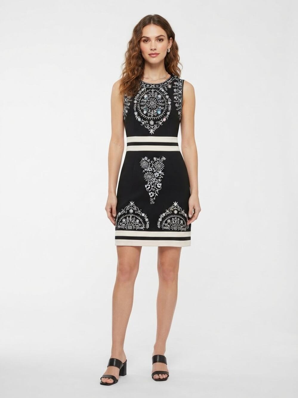 Privy Embroidered Shift Dress Black White Sleeveless Size M Modern Bohemian chic